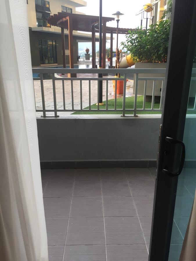 Silk Sky Residence Seri Kembangan Eksteriør billede